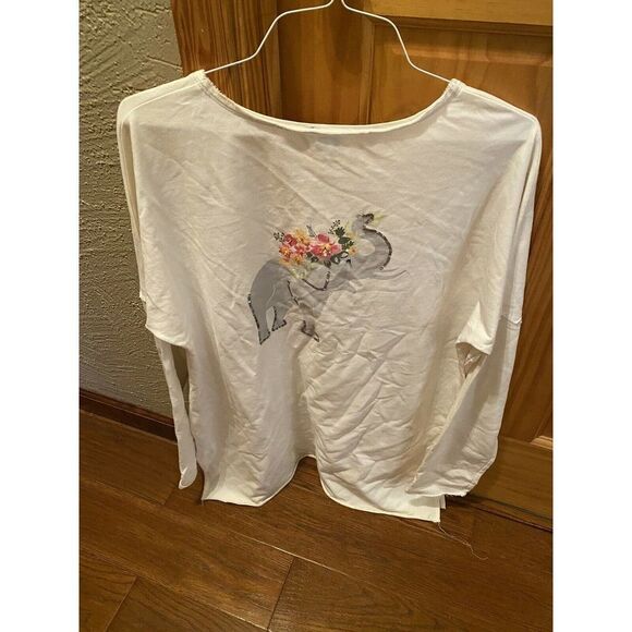 crown ivy elephant and sequin embellished to size large - Picture 4 of 7